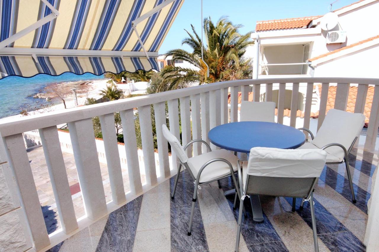 Family Friendly Apartments With A Swimming Pool Rogoznica - 7557 外观 照片