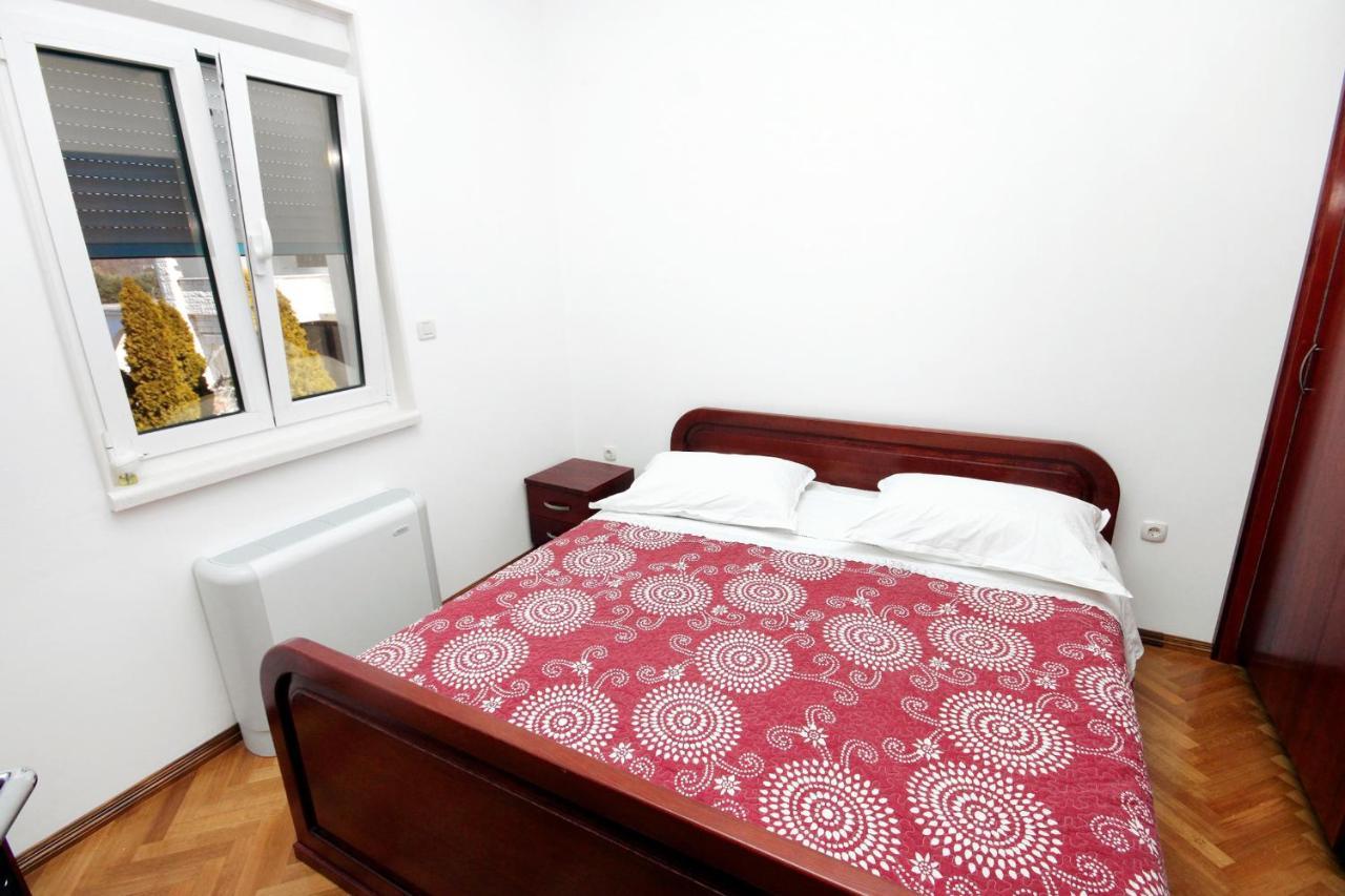 Family Friendly Apartments With A Swimming Pool Rogoznica - 7557 外观 照片
