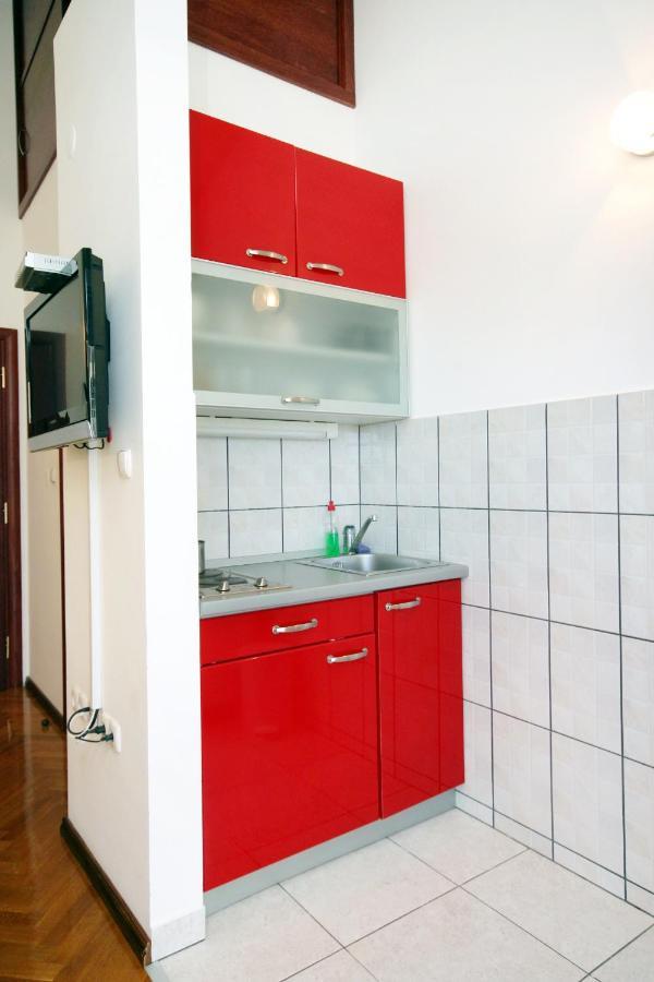 Family Friendly Apartments With A Swimming Pool Rogoznica - 7557 外观 照片