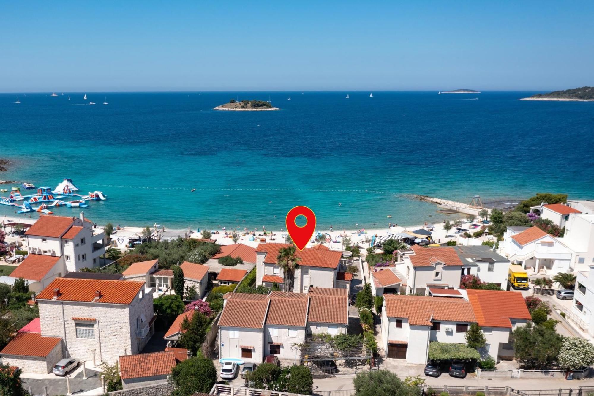 Family Friendly Apartments With A Swimming Pool Rogoznica - 7557 外观 照片